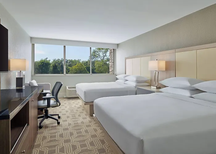 Delta By Marriott Chicago Hotel